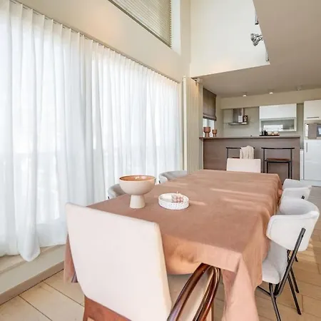 Sir William, Duplex דירה *